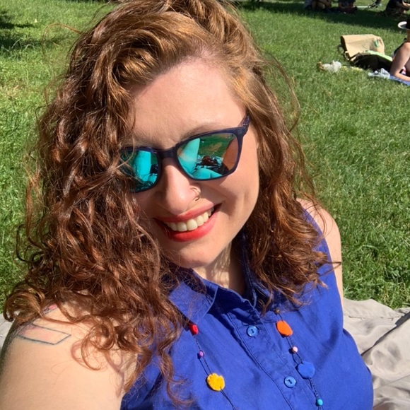 Meet your Posh Ambassador Melanie - Picture 4 of 4